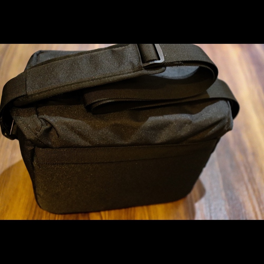 COPY - Canon Camera Bag - Picture 3 of 5